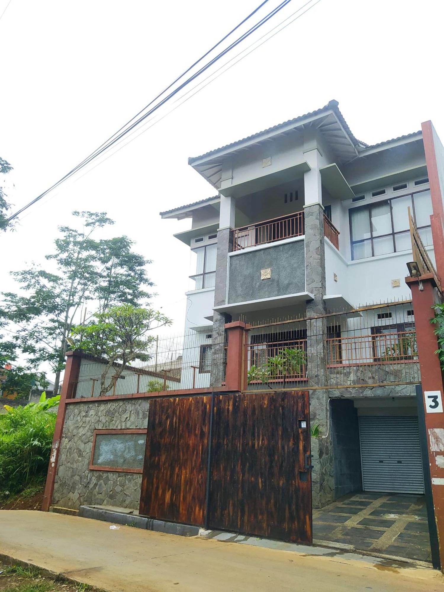 Villa Padasuka Raisa By Grorental Bandung Esterno foto